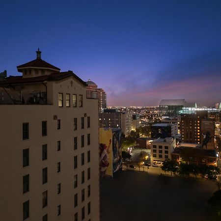 Moxy Houston Downtown酒店 外观 照片